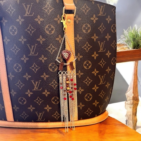 Vintage 70’s Bag Charm Red, Silver and Gold toned Bag Charm - Picture 1 of 15